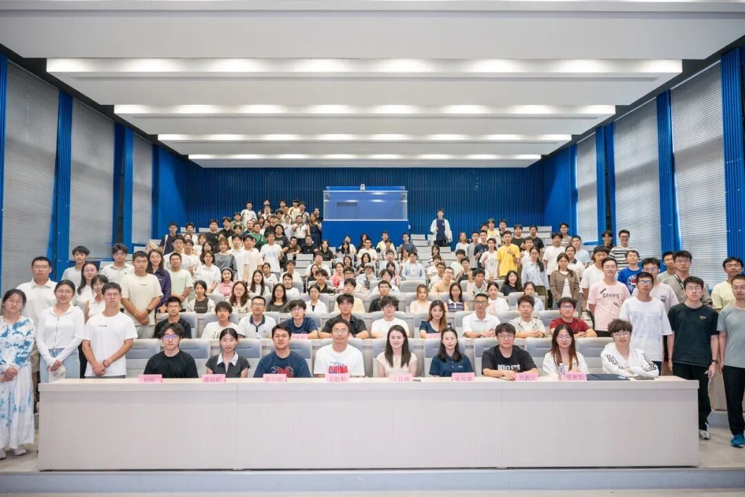 国豪书院团学组织2026-2027学年新干大会顺利召开